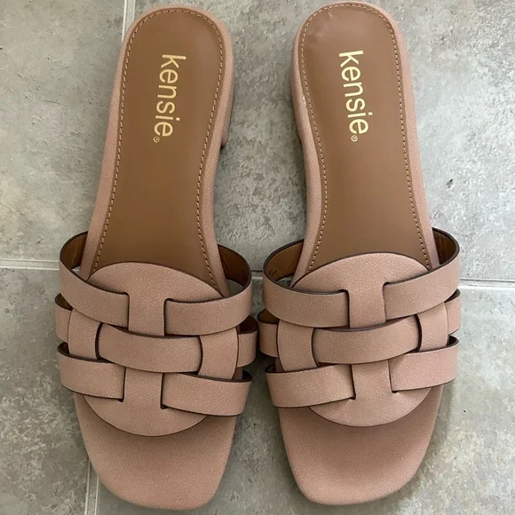 Kenzie slides 8 - Picture 1 of 3